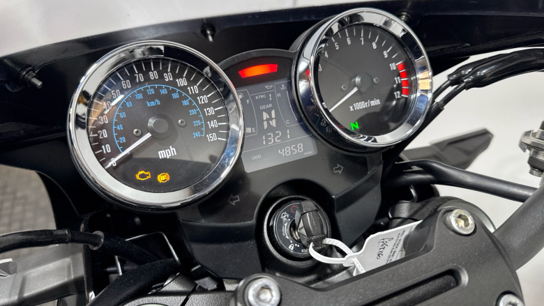 Kawasaki Z R900EKF (19MY)